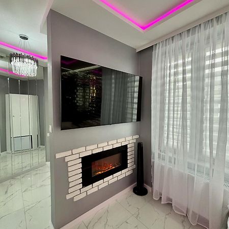 Apartament "Prezydencki Deluxe" Centrum Z Duza Wanna Dla Dwojga Gniezno Esterno foto