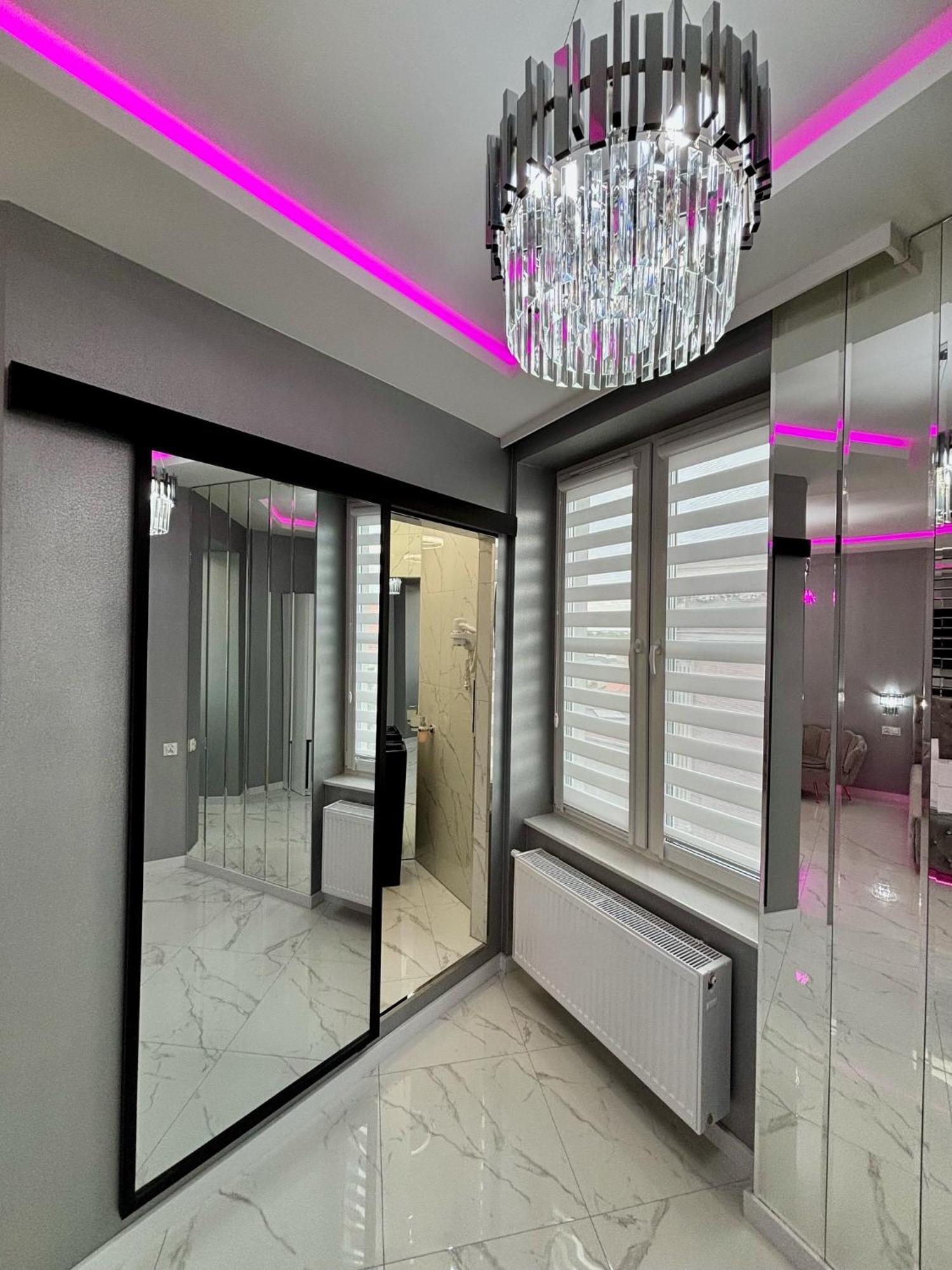 Apartament "Prezydencki Deluxe" Centrum Z Duza Wanna Dla Dwojga Gniezno Esterno foto